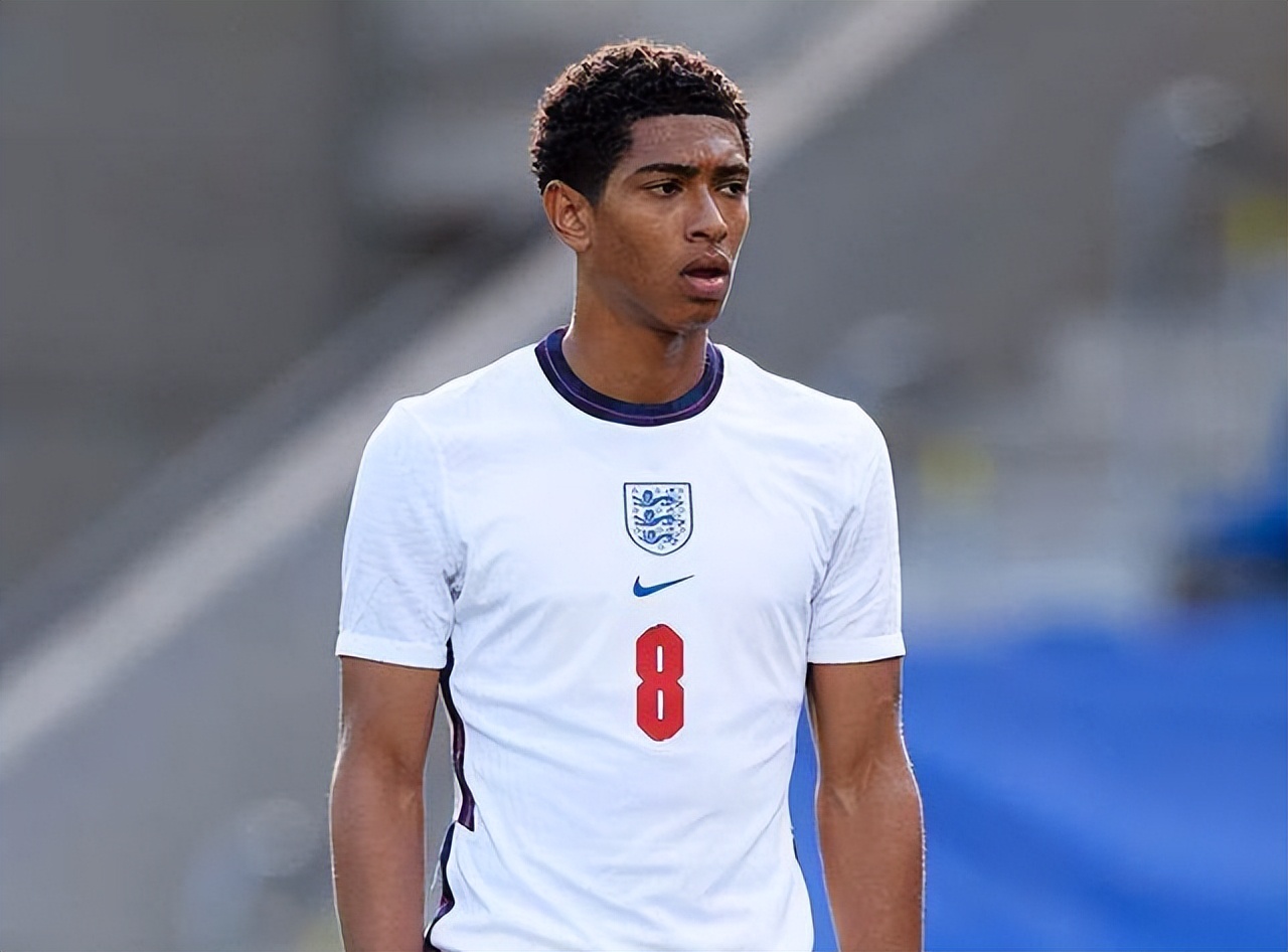 马德兴：中国足协明确提出要抓本土教练培养，为他们创造机会（马德兴：中国足协将重点培养本土教练，拓展实践机会）