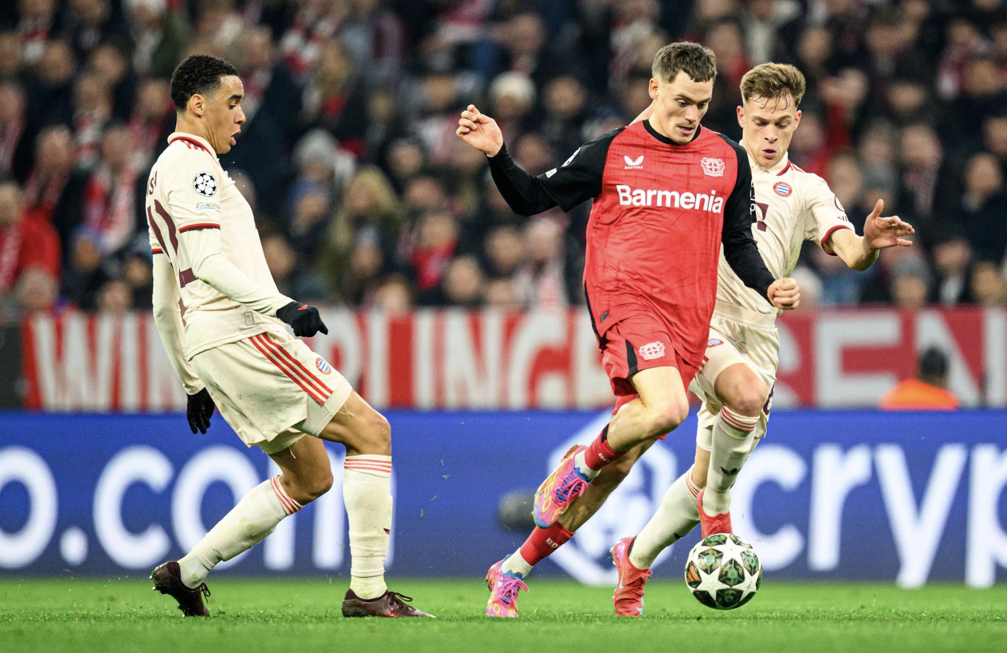 足球中超队长带伤上阵，拼劲获赞