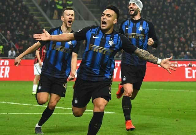 拉菲尼亚：巴西球员不自律的刻板印象已过时；曾想过放弃足球（拉菲尼亚直言：给巴西球员扣上“不自律”标签已过时；他曾一度想放弃足球）