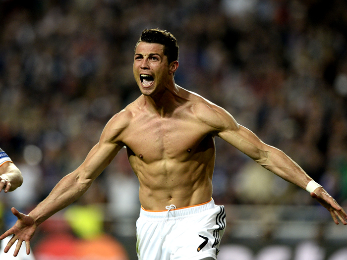 哈兰德破百球纪录后感谢希勒：感谢你在22年给我的建议，很有用（哈兰德破百球后致谢希勒：你在2022年的建议让我受益匪浅）