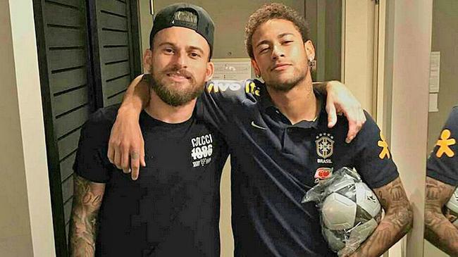 经济观察报：有关方面对国足洋帅年薪心理标准只有150万美元