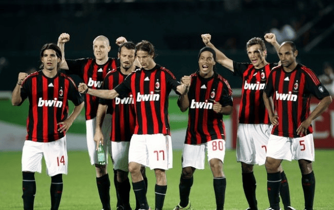 TA：奥比-马丁对回U21队感到失望，他自信能当曼联的第二前锋（TA：被调回U21令奥比-马丁失望，他坚信自己配得上曼联二号前锋席位）