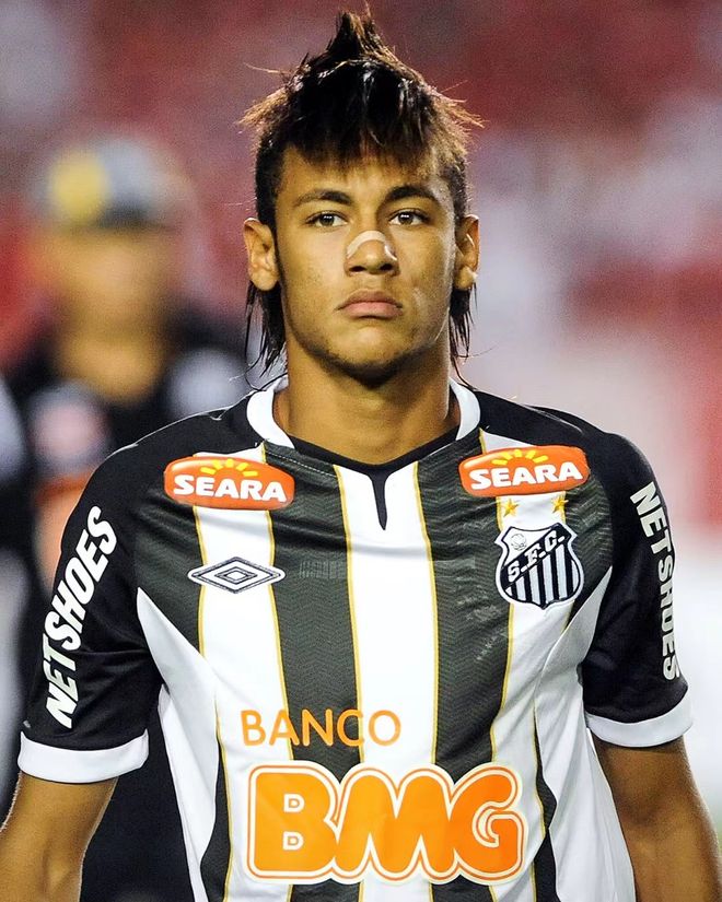 官方：中国香港代表队归化26岁原以色列籍中场巴拉克