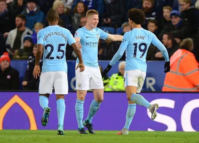 杜篮特篮下强打稳定胜局