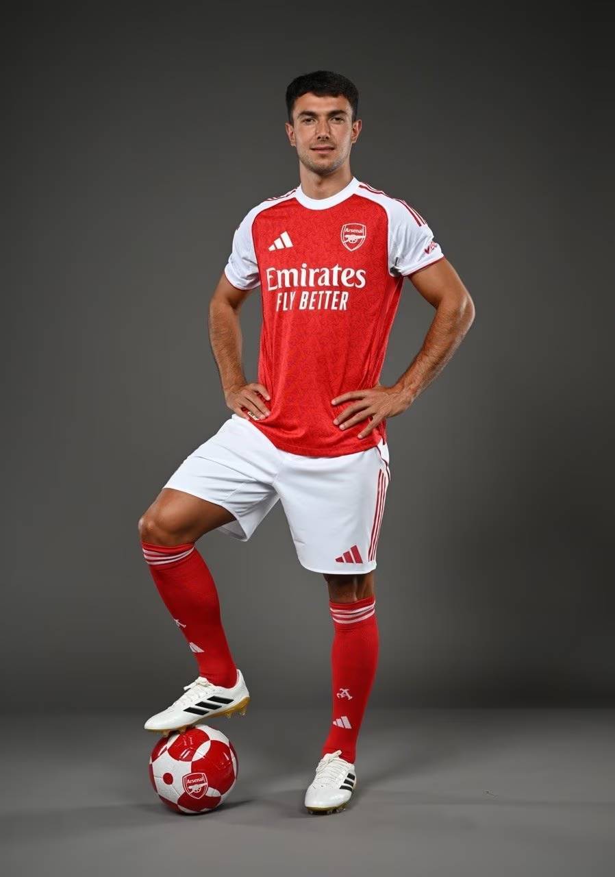 曼联比赛真的太有意思了，虽然这球很丑陋，但你就说进没进吧