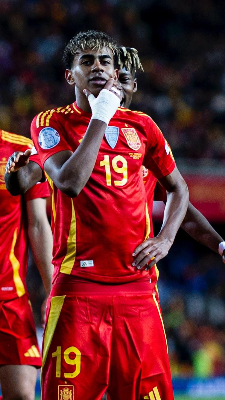 意甲：尤文2-0轻取卡利亚里（意甲：尤文2比0完胜卡利亚里）