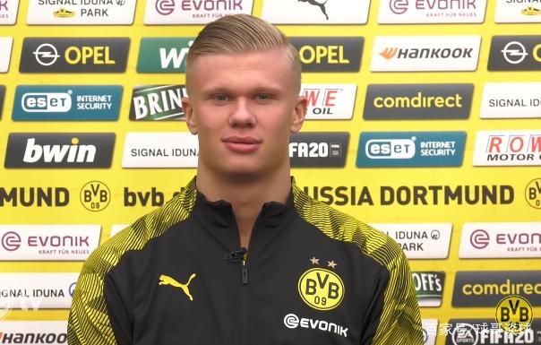 快船下半场进攻崩盘：科比-布朗得分超过哈登和小卡，末节6分钟仅得2分