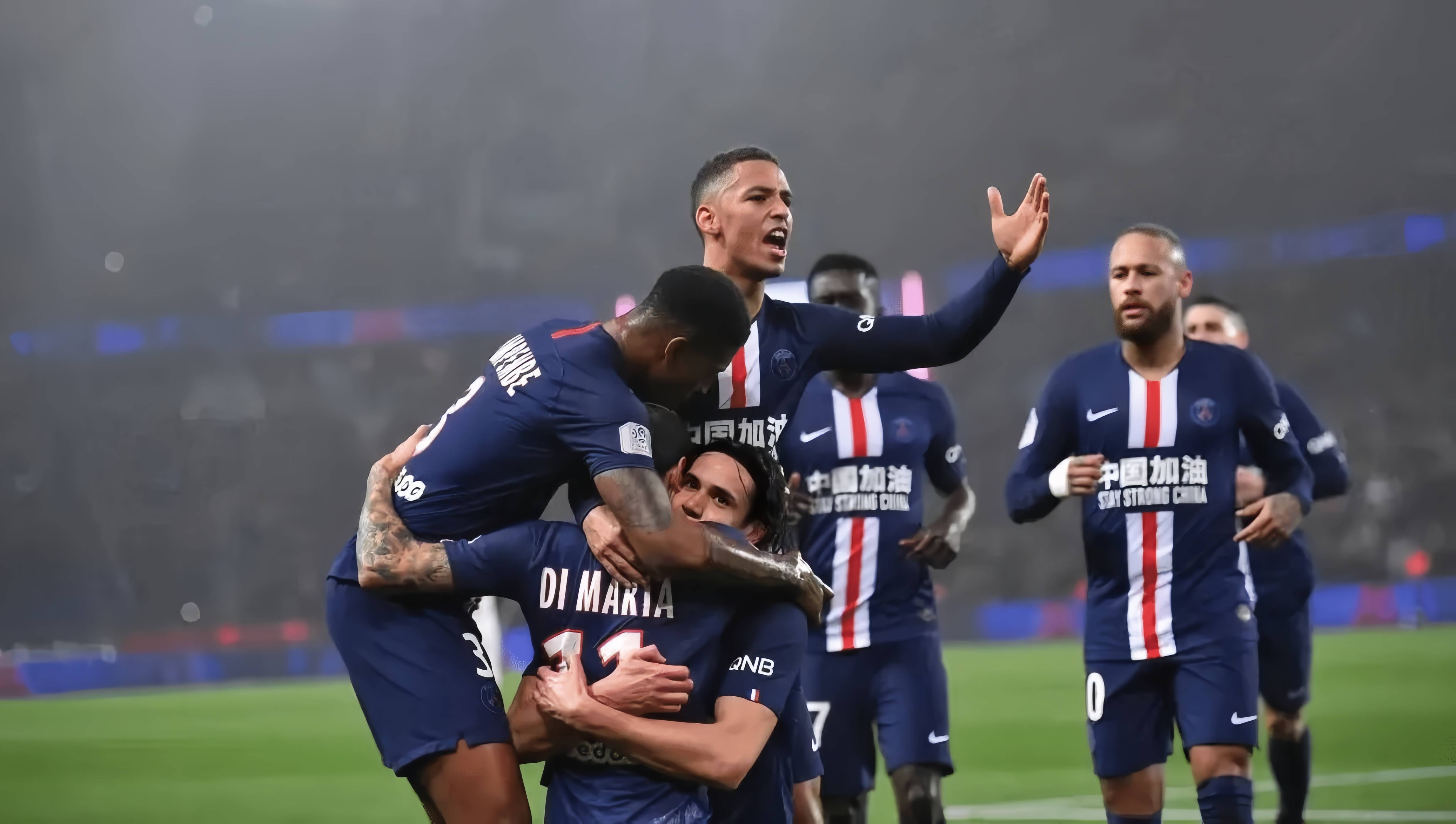 终于有正面贡献！杨瀚森前场板先助攻三分 然后快攻再助攻扣篮