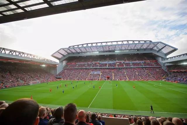 记者：赫伊森和姆巴佩、卡马文加一样，虽退出国家队但未受伤（记者：赫伊森与姆巴佩、卡马文加一样，退队非伤病原因）