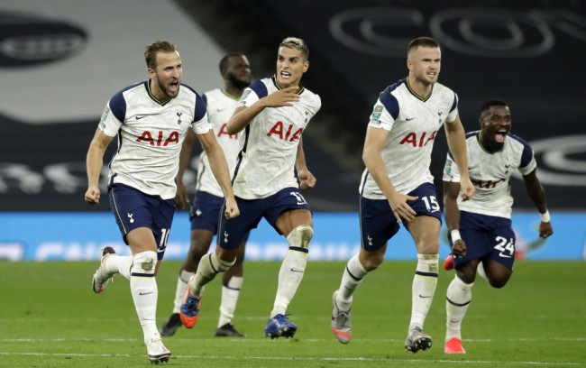 官方：角田凉太朗回归横滨水手；据悉转会费120万镑