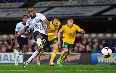 费内巴切门将利瓦科维奇自租借加盟赫罗纳以来，还没...