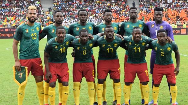 利物浦欲出售左后卫齐米卡斯，因其不愿离开安菲尔德，而其他球员面临竞争。