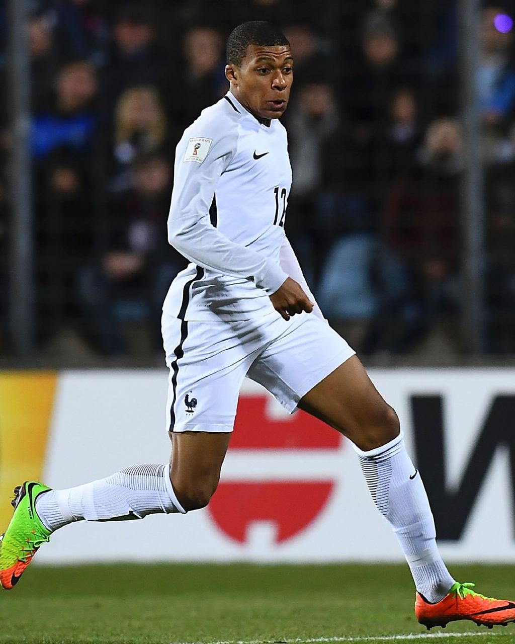 2025年蚌埠市职工乒乓球比赛在市体育中心开赛